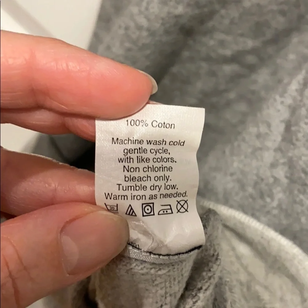 EUC J Crew Classic Crew Sweatshirt Medium